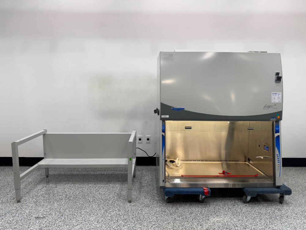 Image of Labconco Logic+ 4' BioSafety Cabinet